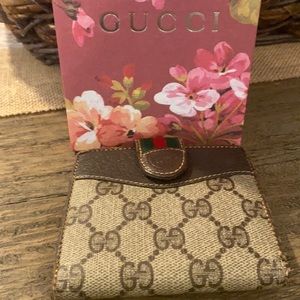 Authentic Gucci Wallet